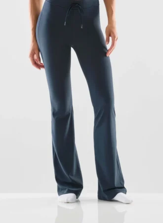 BUTTER Loop Bootcut 32” Legging