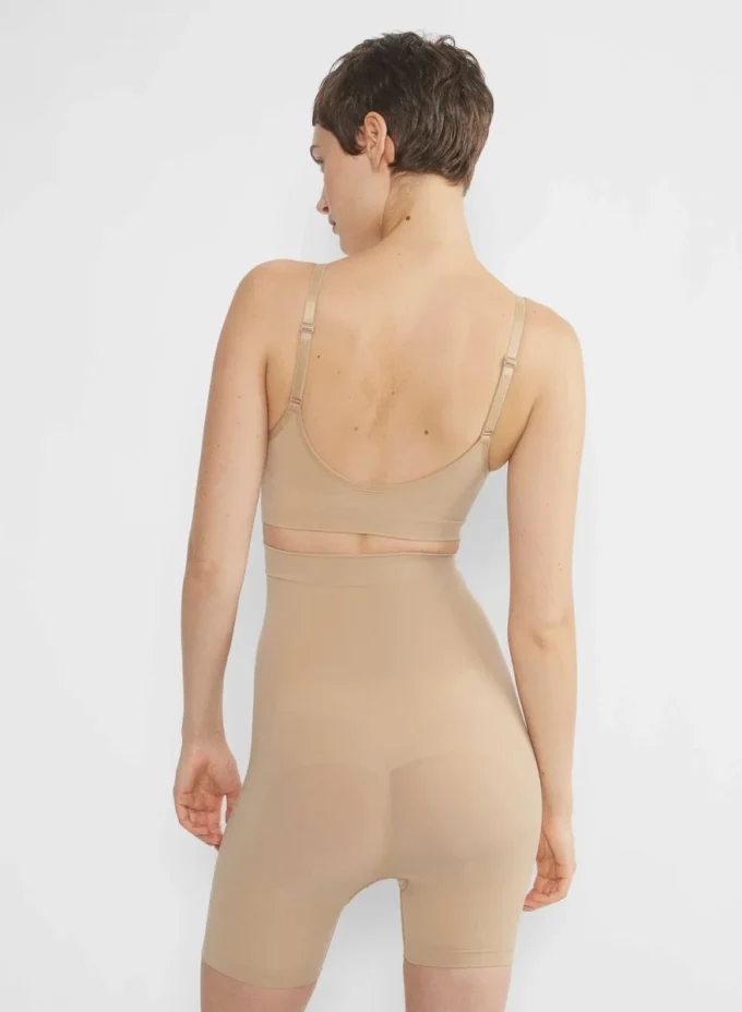 ShapeEnhance™ Seamless Short