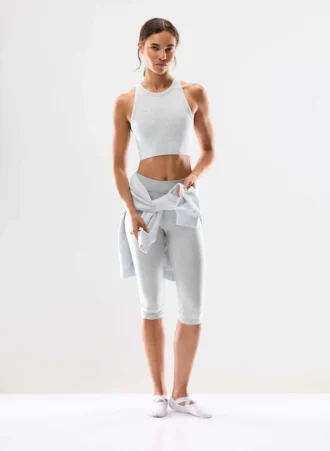 Top con sujetador CottonMelt™ Core