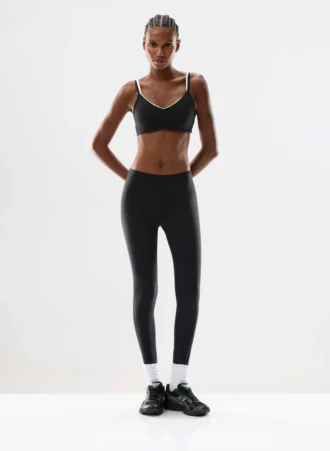 Top deportivo BUTTER Hold Tight